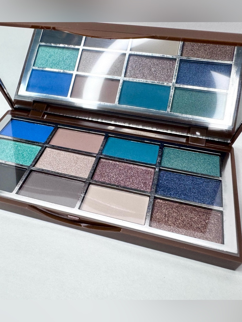Cocoa Creme De La Cube 12 Shade Eyeshadow Palette - NEW